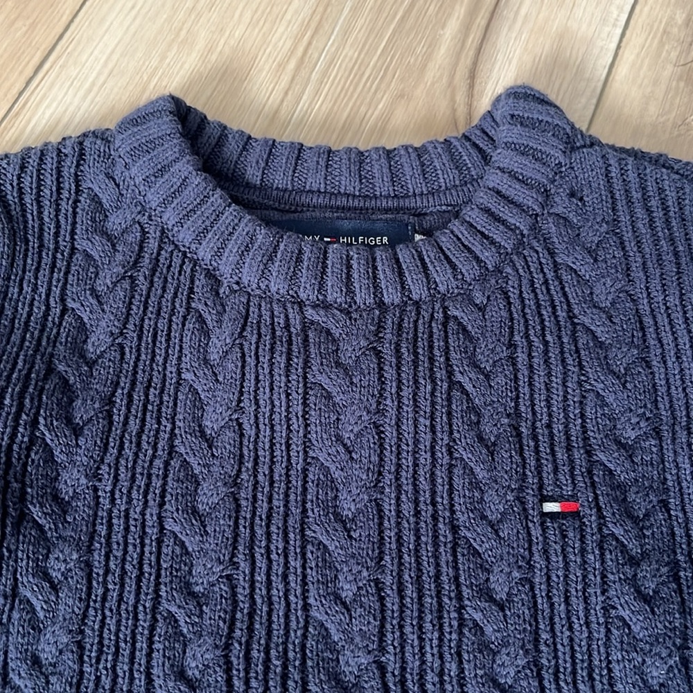EUC Tommy Hilfiger Toddler Boys Sweater XXS 2-3 - Picture 2 of 4